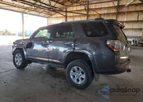 2021 Toyota 4Runner Sr5/Sr5 Premium из США, поврежденный, VIN JTENU5JR3M5915935